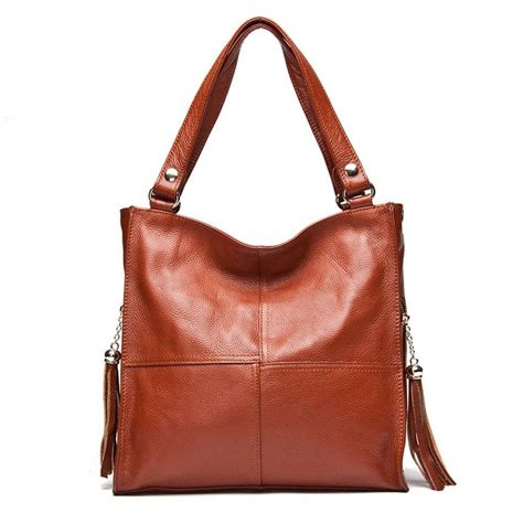 Women's Leather Shoulder Bags .